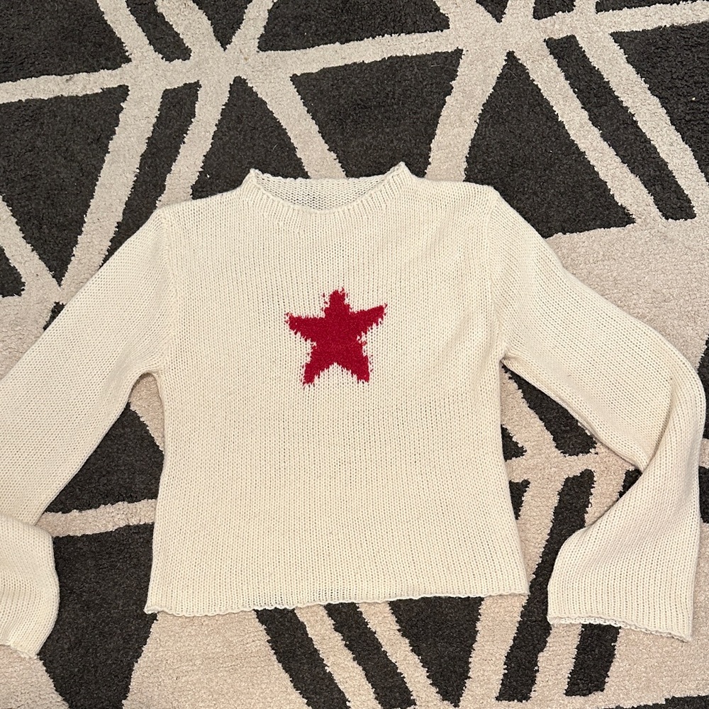 Red Star Cream Sweater no size check measurements